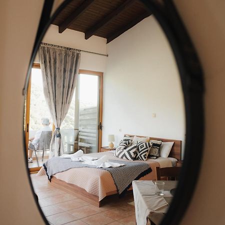 Lefteris Rooms Kambos  Bagian luar foto