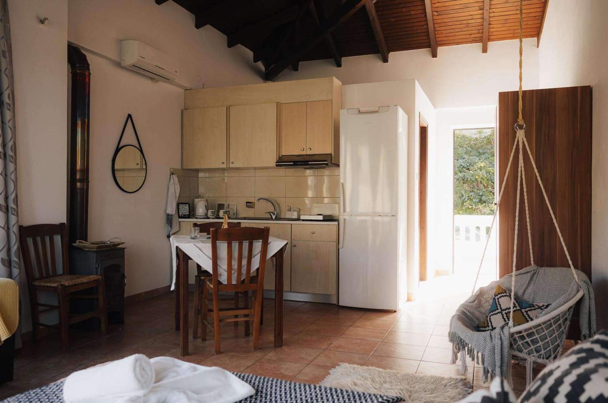 Lefteris Rooms Kambos  Bagian luar foto