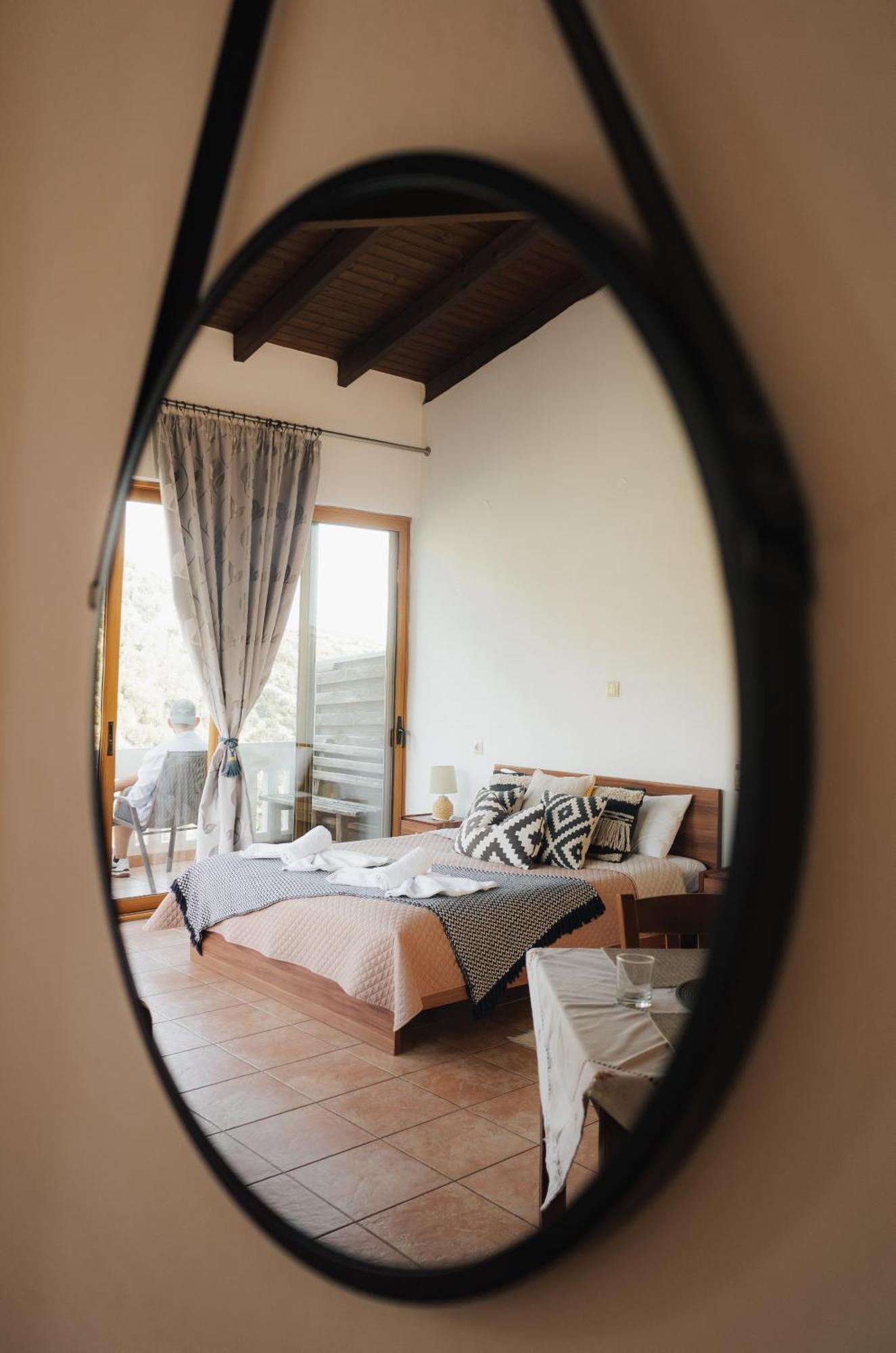 Lefteris Rooms Kambos  Bagian luar foto