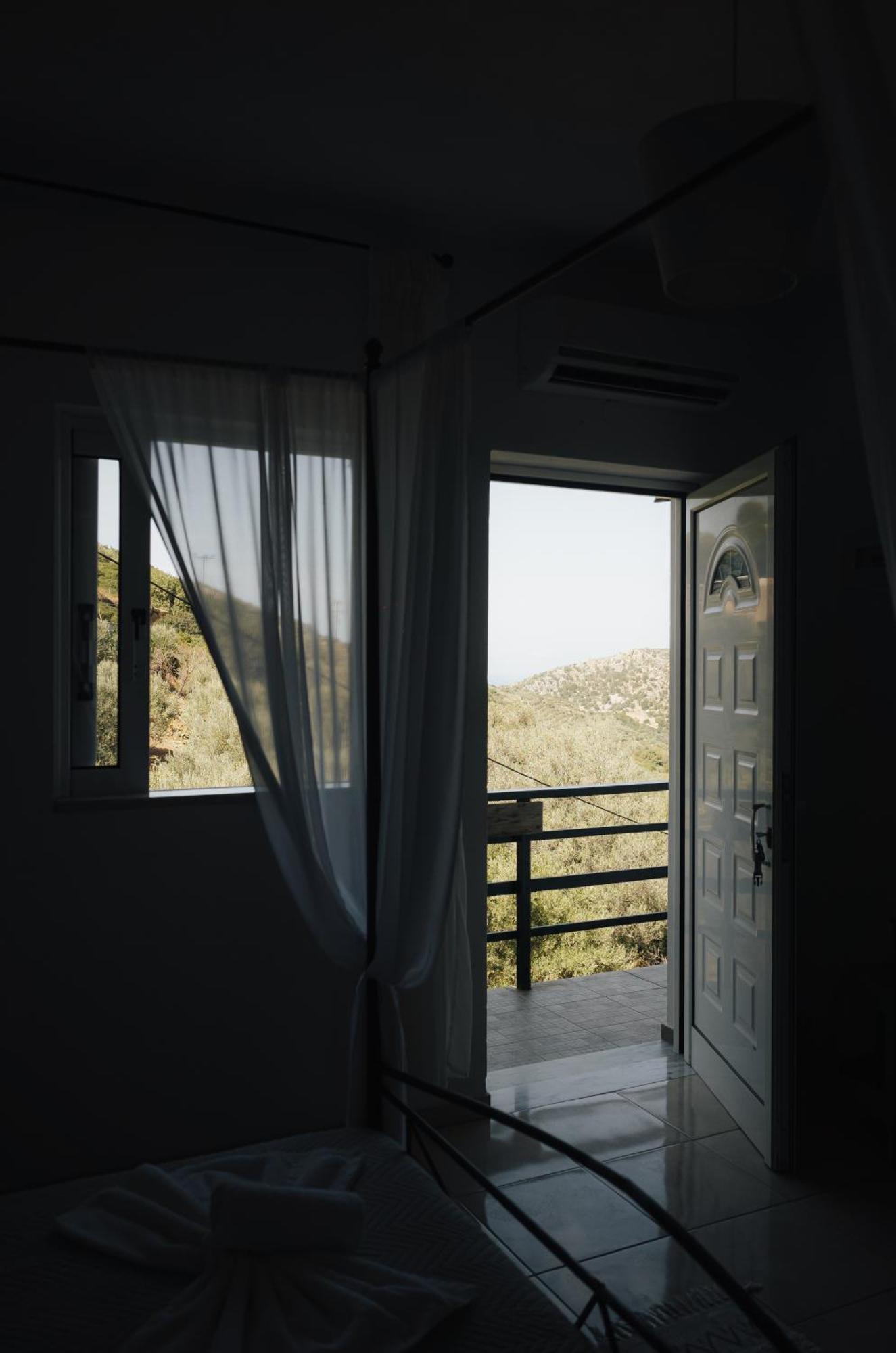 Lefteris Rooms Kambos  Bagian luar foto